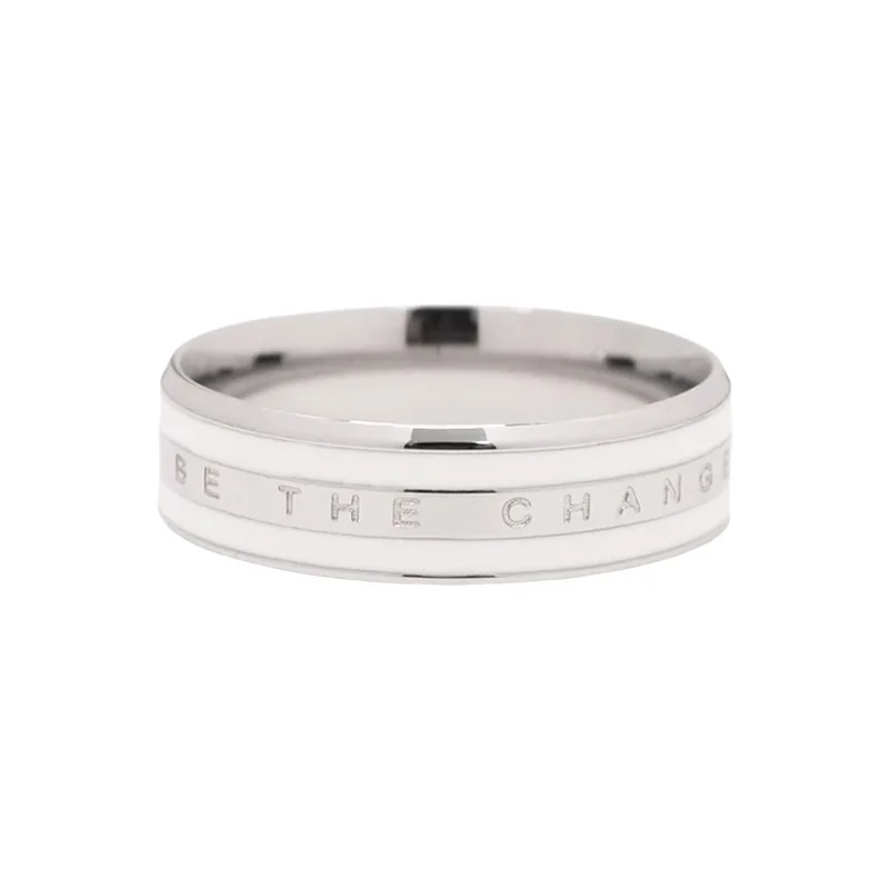 幅広デザインのカップルリング【ユニセックス・１８Kゴールド】