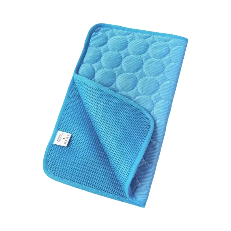 犬用アイスシルクマット【夏用・通気性・快適寝具・耐噛】