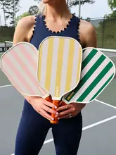 ピンクのピックルボールラケット【カーボンファイバー・初心者向け】