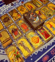 防水仕様のボードゲーム用カード【金箔加工・黒金の太陽デザイン】