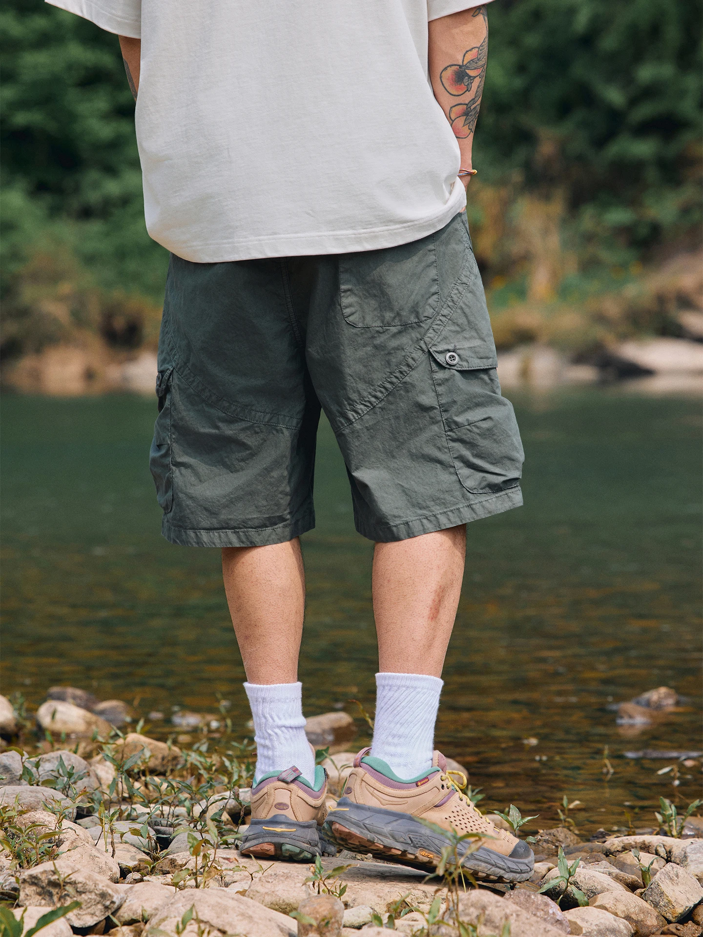 メンズショートパンツ 40代向け 膝上フィットデザインのアウトドアワークショーツ