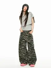 柔らかなタッチのデザインTシャツ【ラウンドネック・短袖・バンド付き】