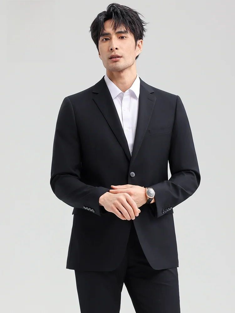 40代の通勤服でコスパと着心地のバランスを取るには？ビジネスカジュアルスーツの選び方を徹底解説