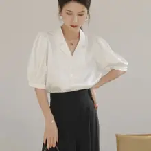 半袖シャツ 女性 Vネック エレガント スタイル ゆったりサテン