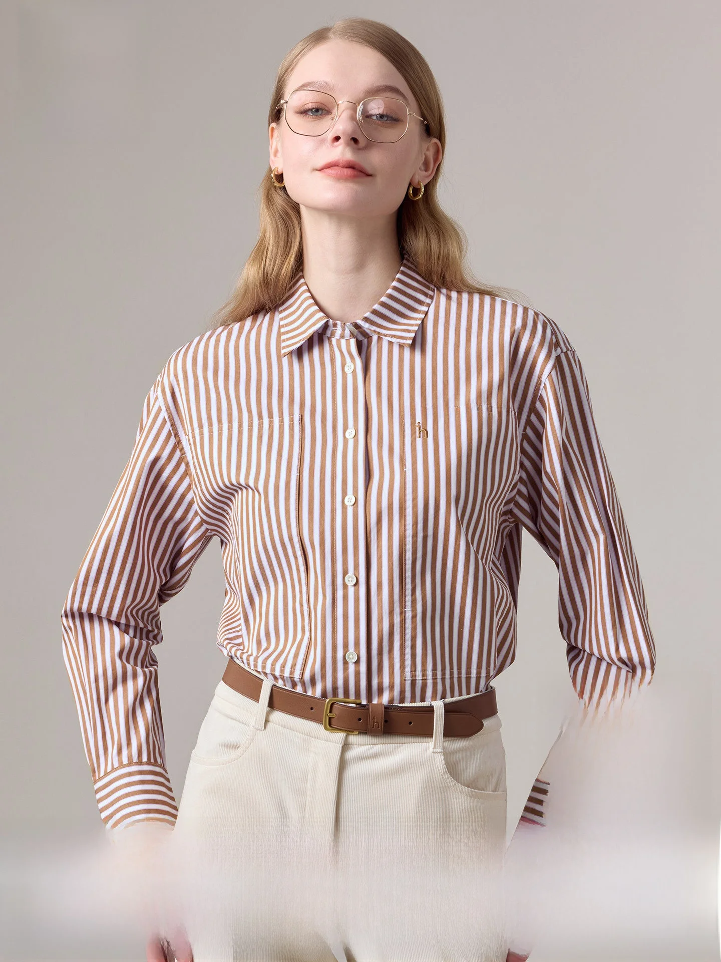 大人可愛い服 40代コーデ 完全ガイド｜ストライプシャツの着こなしポイント