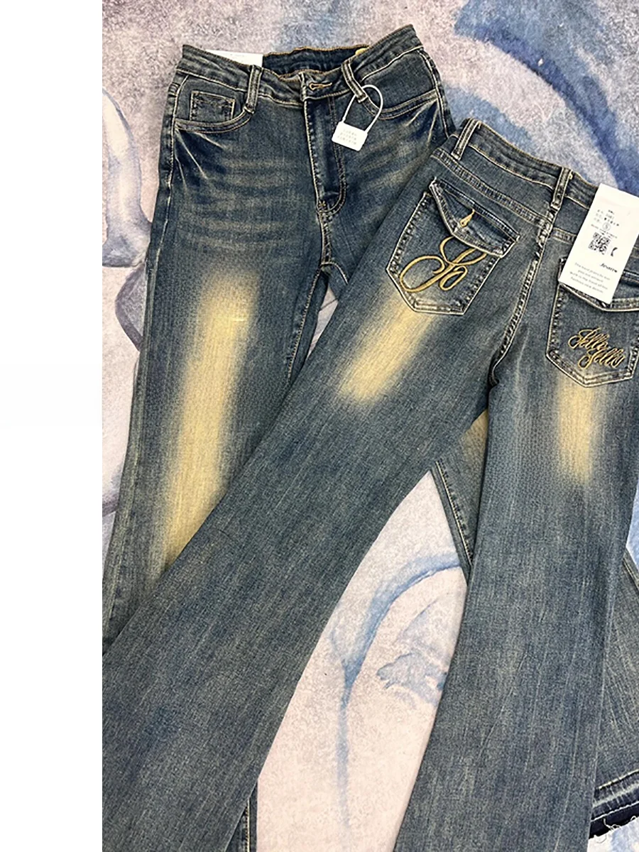 ロングブーツカットのジーンズで、夏のスタイルをどう変える？