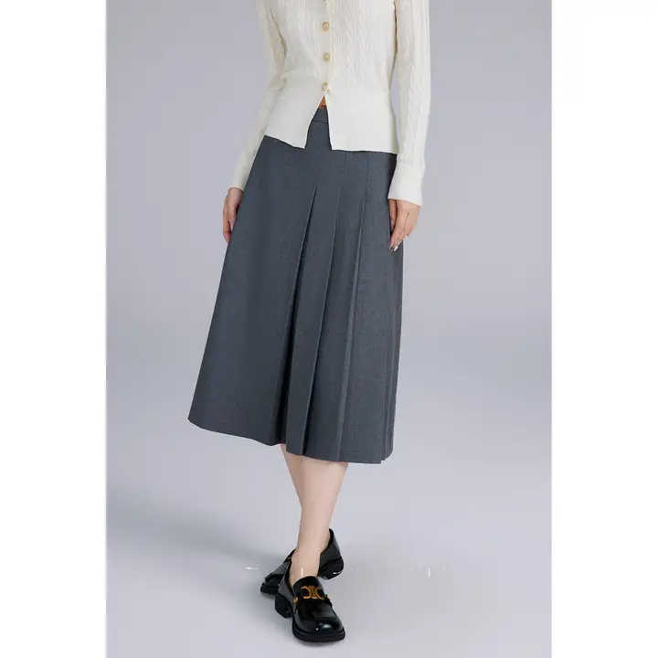 春夏用グレーのプリーツスカート【女性用・上品デザイン】（セットアップ対応）