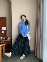 レトロな金ボタン付きニットカーディガン【女性用・スリムフィット・優しい雰囲気・合わせやすい上着】