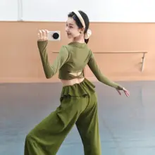 シンプルで快適なダンスウェア【春秋用・長袖・バレエスタイル・日常着】