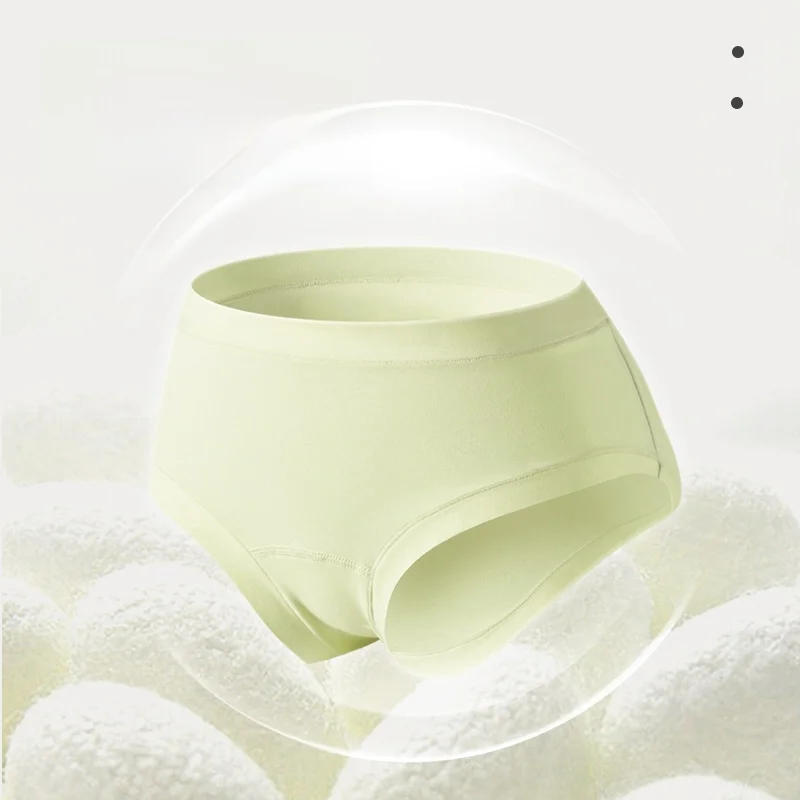 綿100％のパンツを選ぶなら、通気性と抗菌性が大切？olnのミッドウエスト三角パンツが解決するリアルな悩み