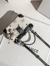 高級感あふれるデザイン！ボックス型ミニ財布【クラシック・多機能】