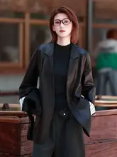 小羊皮のVネックジャケット【女性用・中長丈・翻袖デザイン・真皮】