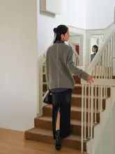 開朗家 100%ウールセーター【ラウンドネック・厚手・フィット・女性用】
