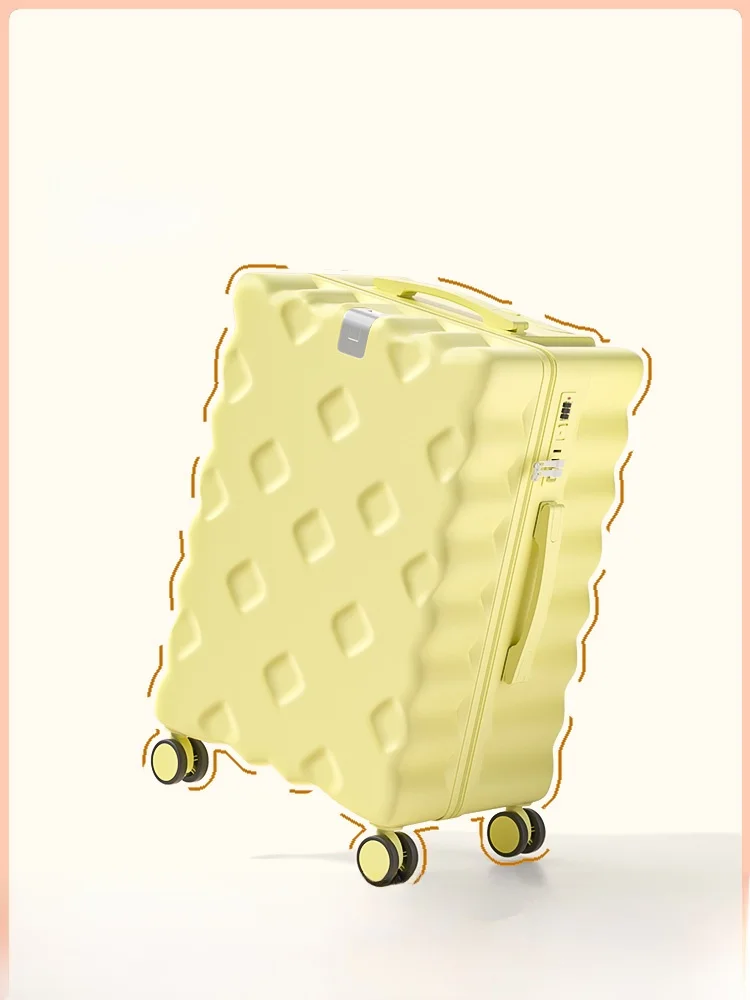 軽量で丈夫なスーツケースを選ぶべき理由は？女性が海外旅行に最適な「小型スーツケース」の選び方