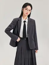 グレーのスーツ【女性用・職場カジュアル・面接対応・小柄向け】（セットアップ対応）