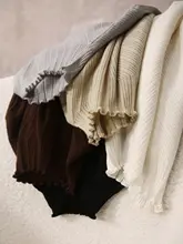 秋冬用ウールニットトップス【ハイネック・フリルデザイン・スリムフィット】