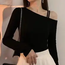 黒のオフショルダー女性用トップス【長袖・デザイン重視・カジュアル】