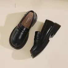 黒色厚底ローファー【ソフトソール・イギリス風・粗いヒール】（セットアップ対応）