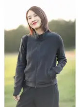 シンプルで洗練されたデザインのリバーシブルスタンドカラーアウター【秋冬用・カジュアル・女性用】