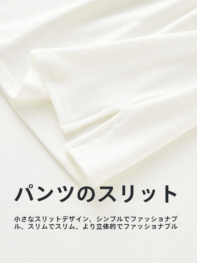 上着の下に着る服は、本当に必要なの？その選び方と着こなしのコツを解説