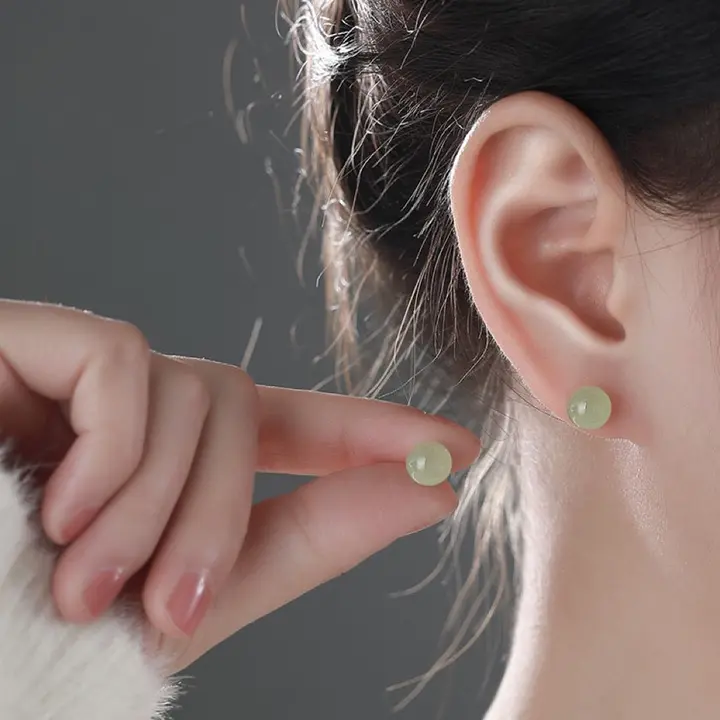 天然和田玉のイヤリング【925純銀・シンプル・レトロ・高級感】