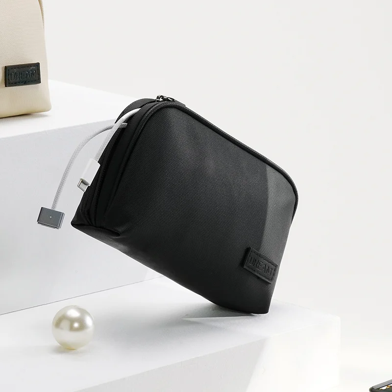 デジタル収納ポーチ【モバイルハードディスク保護・充電器・ケーブル・イヤフォン・USBメモリ用】