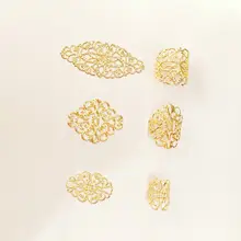 可愛い花飾り付きヘアアクセサリー【古風スタイル・万能デザイン・編み込み用】