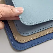 高級感あふれるレザー製の大判デスクマット【ノートパソコン・キーボード用】