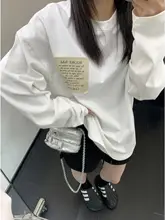 シンプルで高級感のあるコットン長袖Tシャツ【女性用・ホワイト・カジュアル】