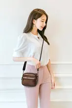 本革製 ショルダーバッグ【男女兼用・牛革・小型・斜め掛け・収納便利】