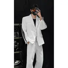 デザイン性のあるレース切替ホワイトスーツジャケット【男性用・フィット・微フレアパンツ】（セットアップ対応）