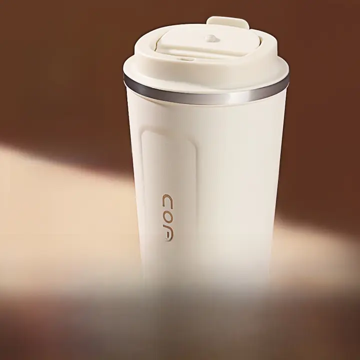スタイリッシュなデザイン！ステンレス製コーヒー保温カップ【携帯用・アウトドア・車載対応】
