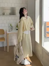 学院風イエローカジュアルパーカーとスカートのコーディネート（セットアップ対応）