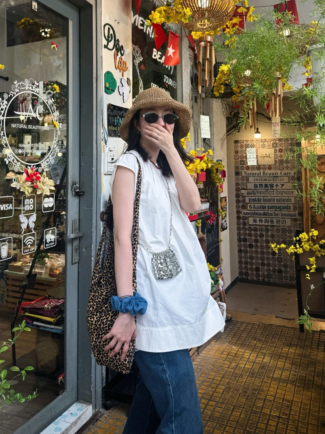 白Tシャツとジーンズを組み合わせるとき、どう選ぶのが本当のカジュアルスタイルか？