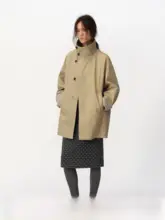 レトロ不均一デザインの立襟トレンチコート【秋用・防風・ゆったりシルエット】