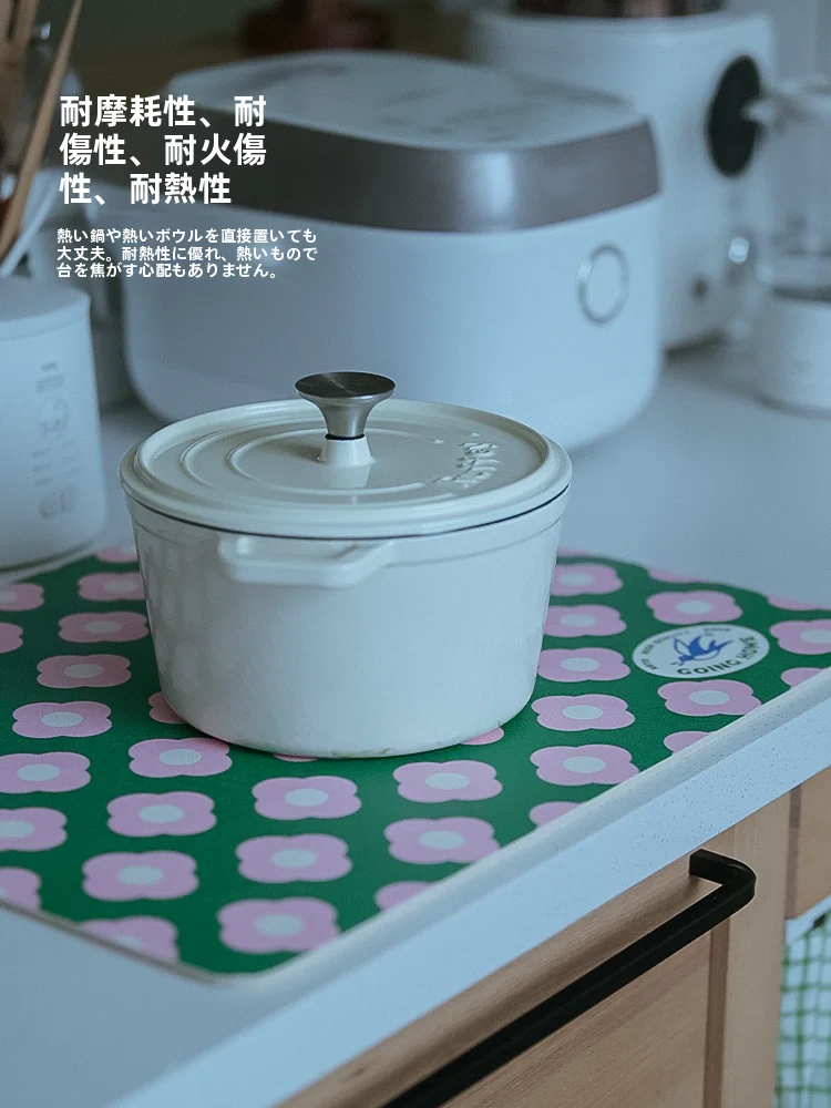 キッチン用吸水マット【硅藻土製・耐熱・防水】：最新おすすめの耐久性と吸水性能を徹底解説