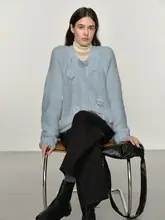 立体花柄のホワイトニットカーディガン【ウールとモヘア使用・秋冬用・手編み】