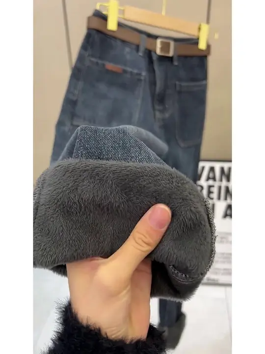 暖かく快適な加绒デニムパンツ【秋冬用・フィット・ストレートレッグ・広がりのあるデザイン】（セットアップ対応）