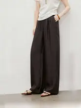 感のある女性用ストレートパンツ【エレガント・ウエストゴム・ポケット付き】