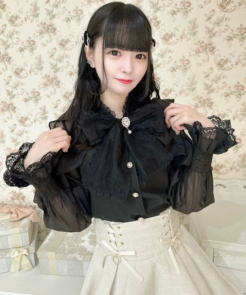 かごあみと比べて、このリボンプリントシャツは本当に優れているのか？