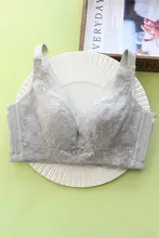 レースデザインのブラジャー【ノンワイヤー・薄手・セクシー・通気性・バストアップ効果】