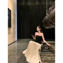 デザイン性のある不規則なウールニットブラトップ【夏用・タイトフィット・ひも付き】