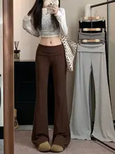 デザイン性の高い無地ストレッチカジュアルパンツ【春用・美脚効果・微フレア】