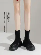 スエードマーティンブーツ【ブラック・厚底・ショートブーツ】
