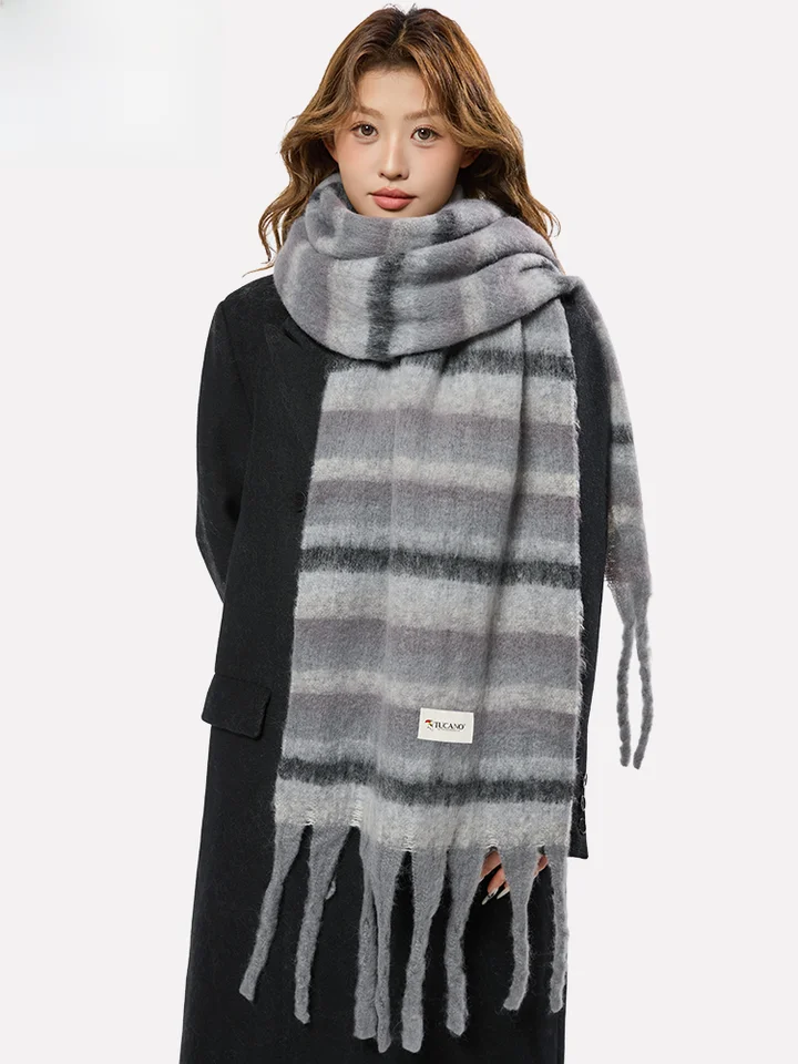 秋冬用レディースブラウンスカーフ【極上の柔らかさ・保温性・厚手】