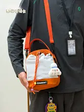 アウトドア向け小型リュック【男女兼用・軽量・斜め掛け・卓上用水筒ポケット付き】