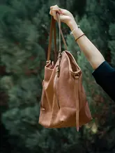 エコレザー使用のトートバッグ【ワビサビスタイル・大容量・肩掛け】