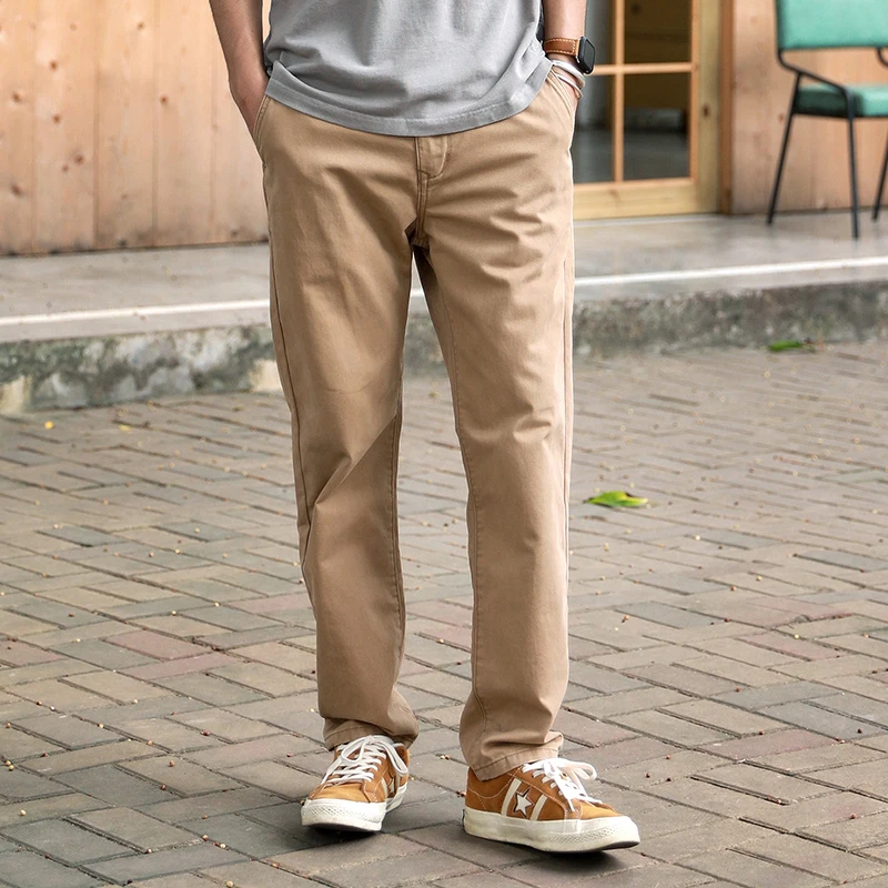 30代のカジュアルメンズにぴったり？アッシュベージュのチノパンツが本当におすすめなのか？