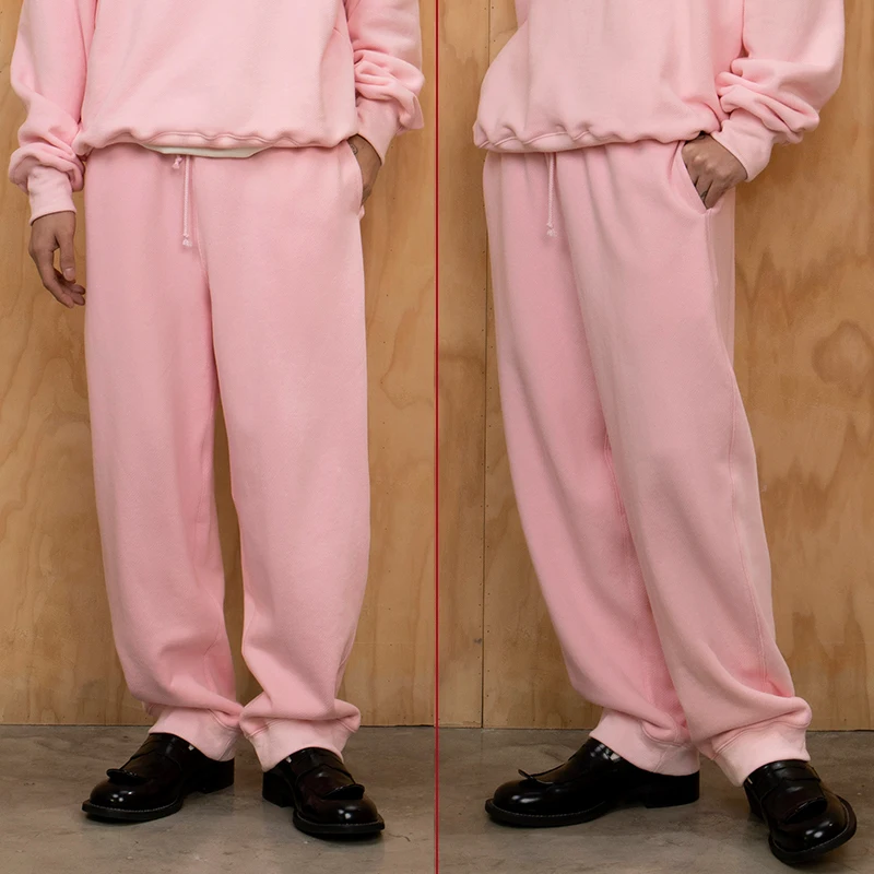 グレー スウェットパンツ と ピンク スウェットパンツ、どちらが今、もっともおすすめなの？