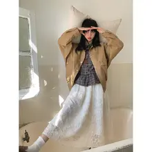 秋のおしゃれに最適！白色のふんわりシフォンAラインスカート【女性用・ユニークなデザイン】